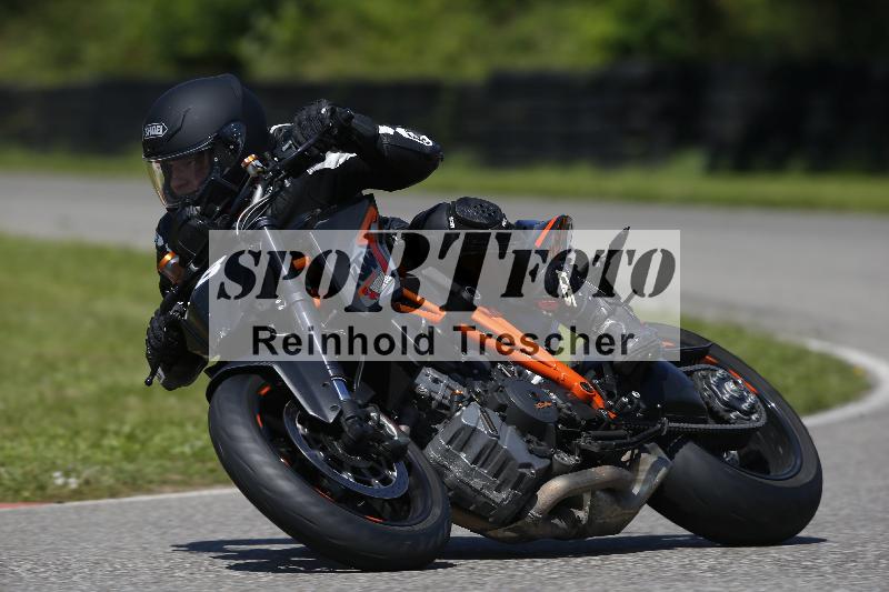 /Archiv-2024/29 12.06.2024 MOTO.CH Track Day ADR/Gruppe rot/88